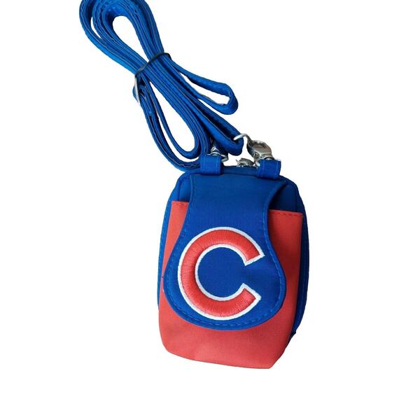 Chicago CUBS Tiny Purse Crossbody Pro-FAN-ity Charm 14 New York Zip Around ID - Picture 1 of 12